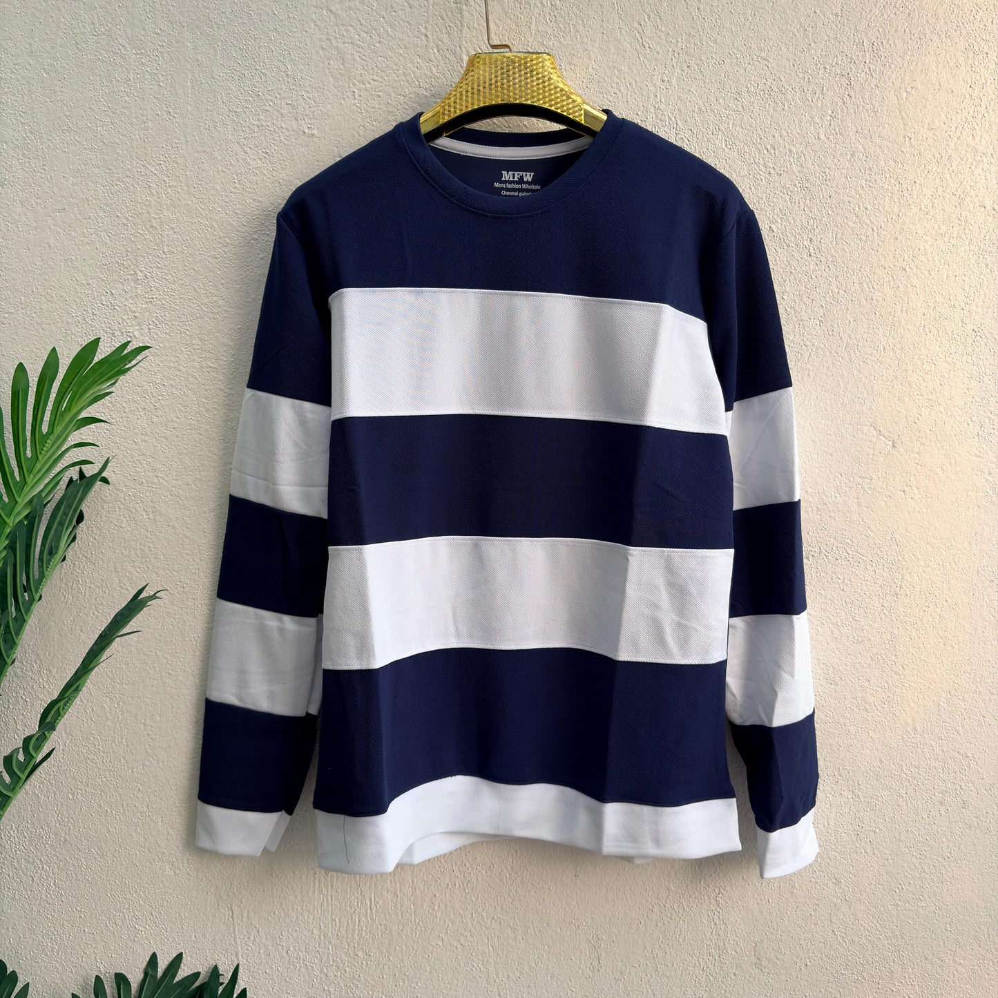 Round neck Full sleeve Tshirt 1 pc @199 and 3 pcs @ 499(Navy with white)