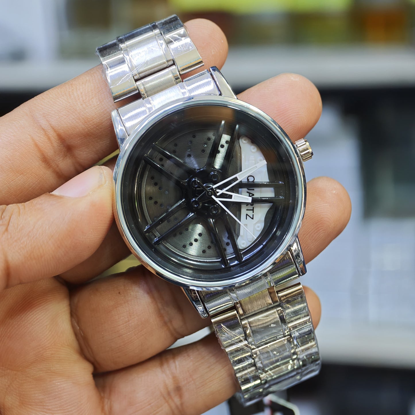 Trending Silver Strap Spinning Watch buy @350rs