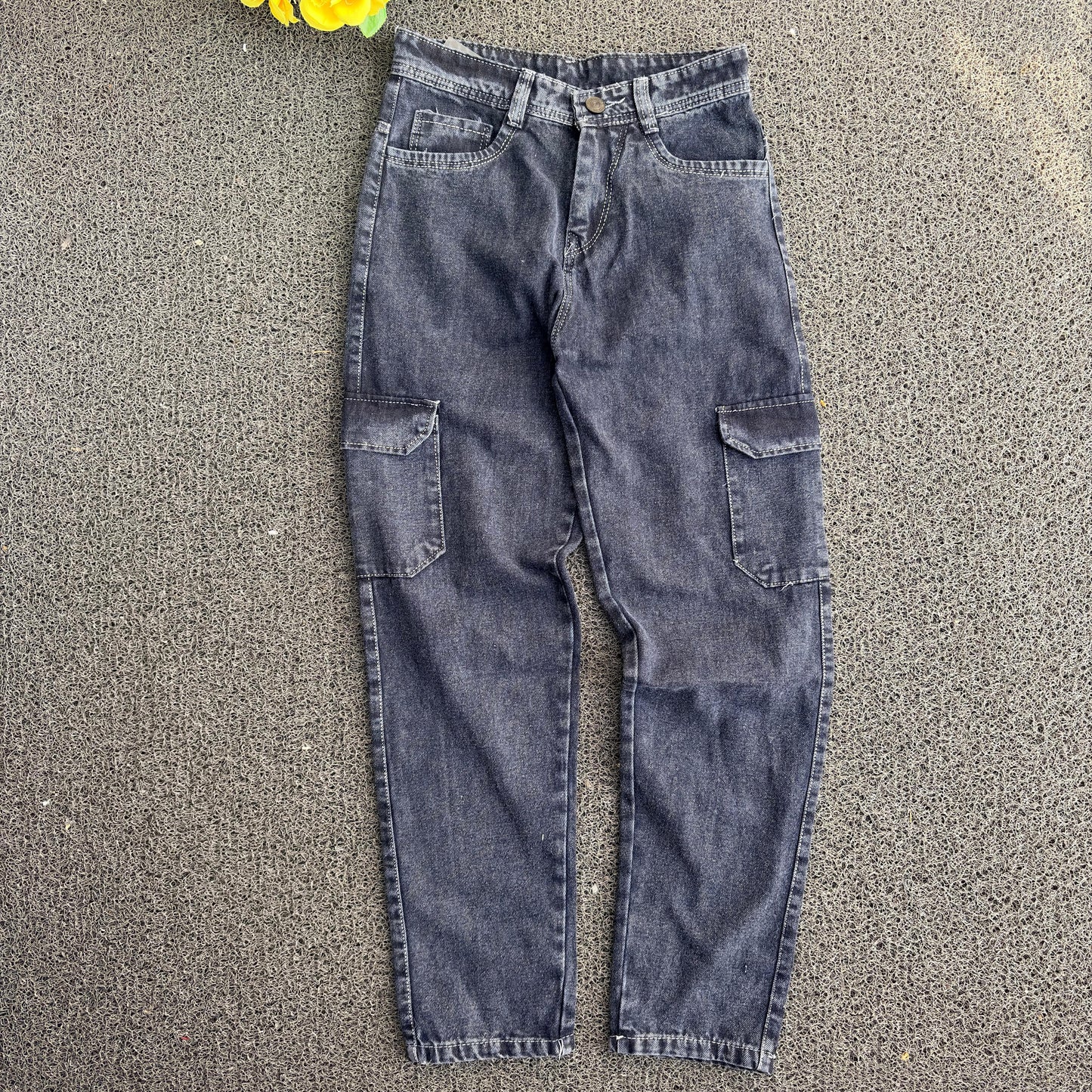 6 Pocket mom fit jeans buy @450 rs