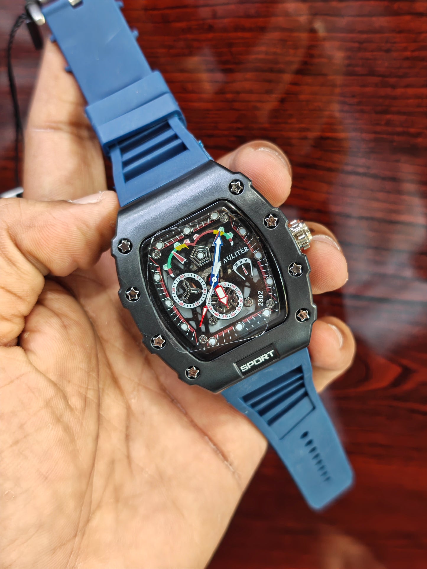 Rugged Style Analog watch Buy @200rs (D2)