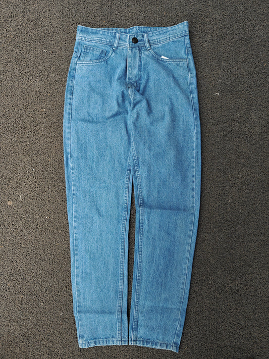 Men's premium mom fit jeans pant buy @450 rs only