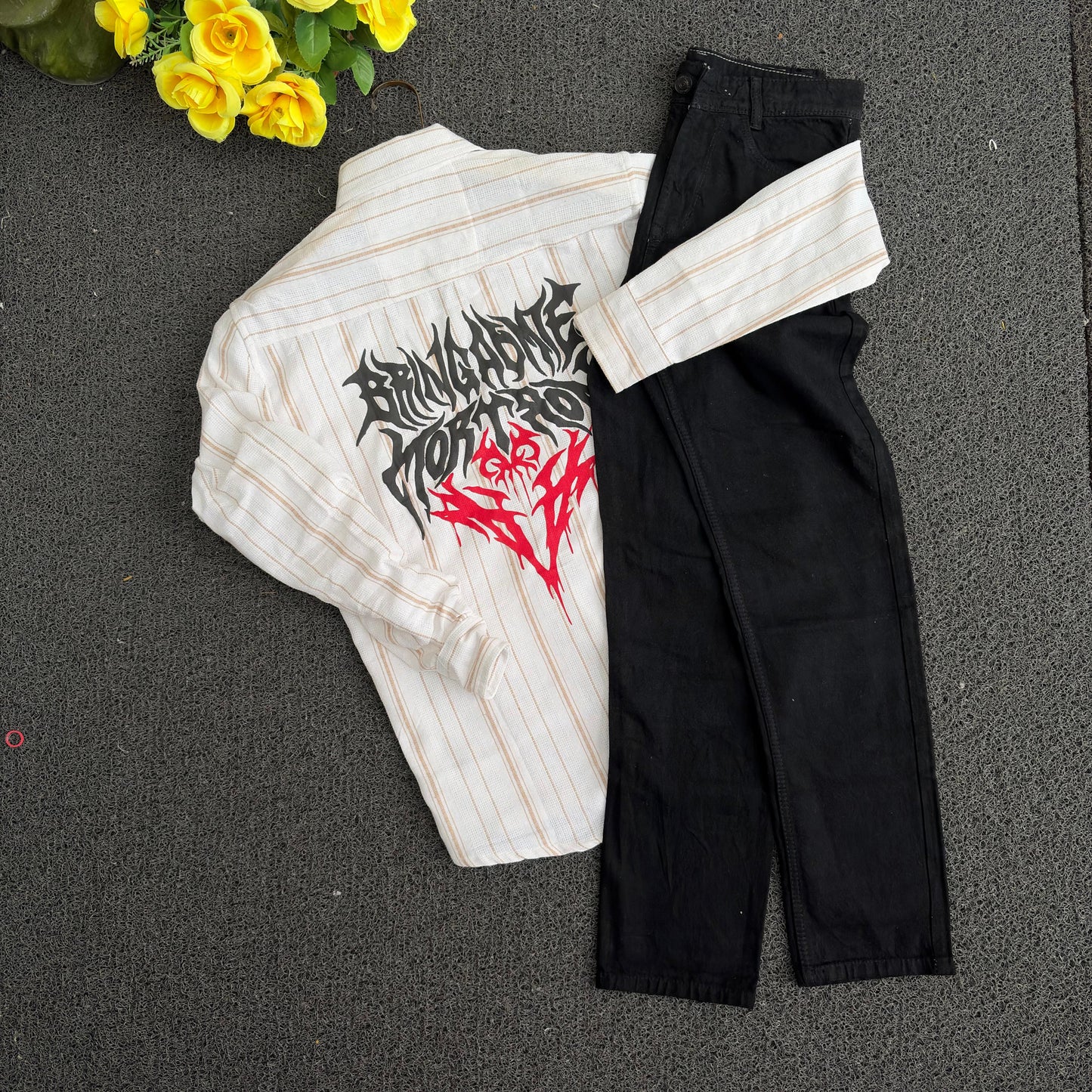 2 in 1 combo Dobby double pocket back print shirts + Mom fit jeans pant combo buy @600