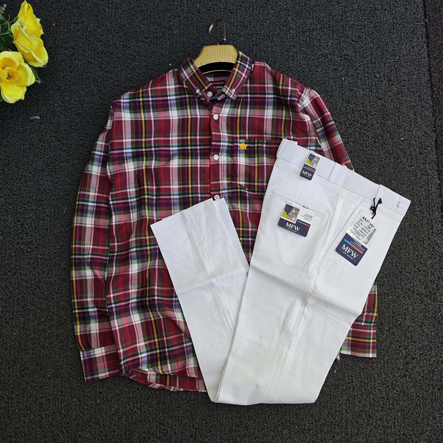 2 in 1 combo formal shirts + Lenin polo fit pants combo buy @550 rs only