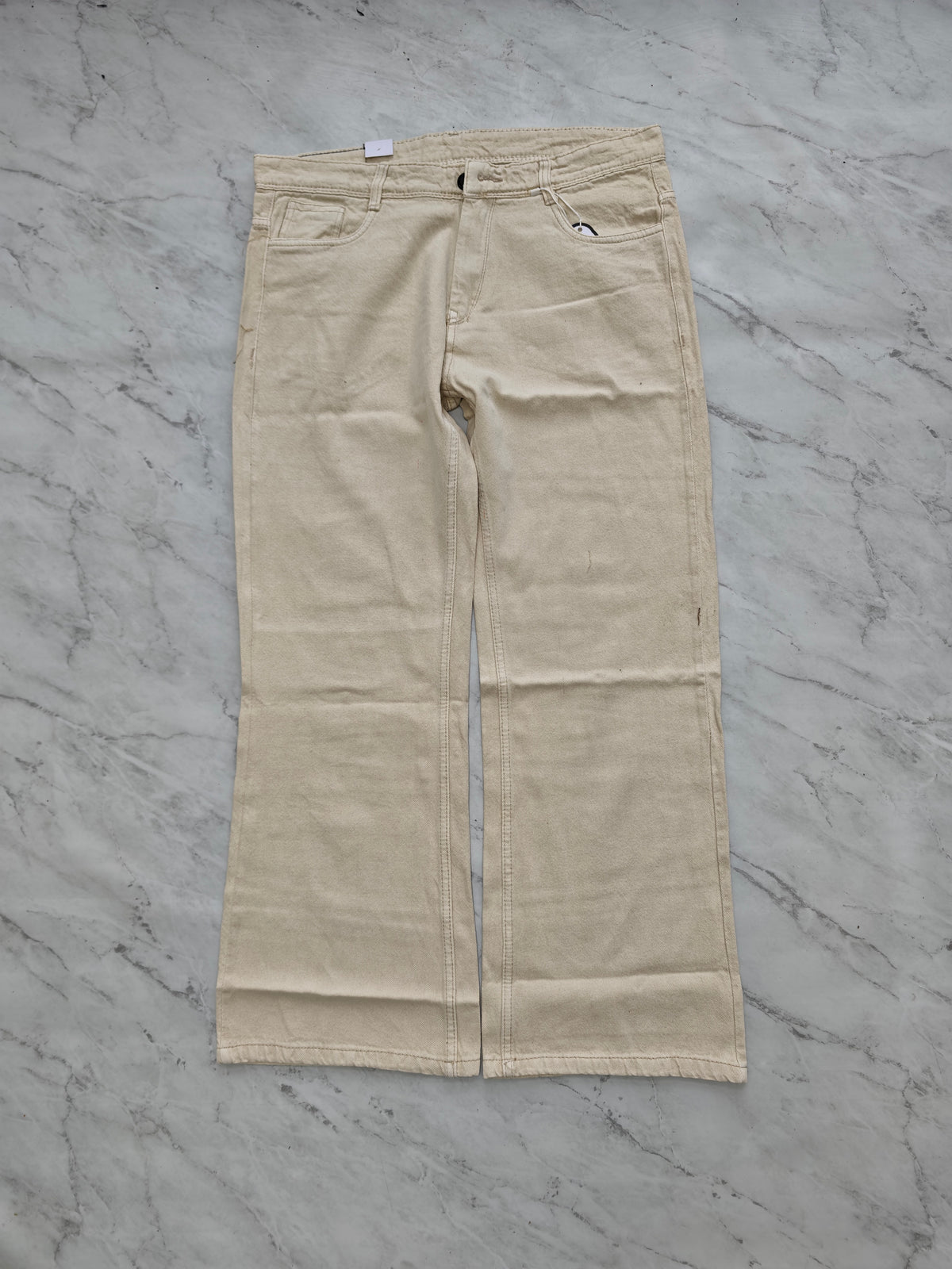MFW bootcut jeans pant buy @450 rs only