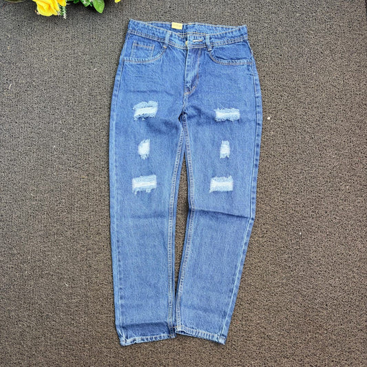 Mfw Torn mom fit jeans pant buy @450 rs only(Light blue)