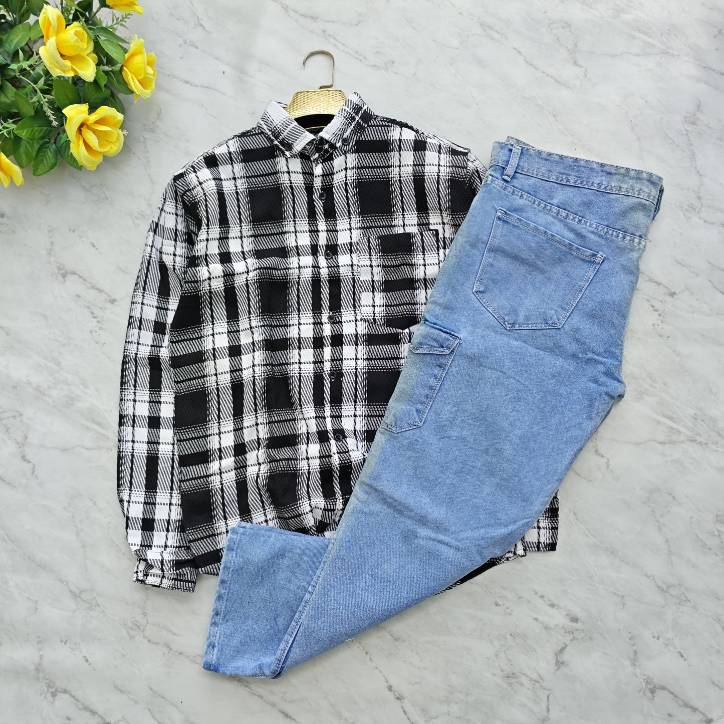 2 in 1 combo korean weaving shirts+ 6 pocket mom fit jeans pant combo buy @600 rs only