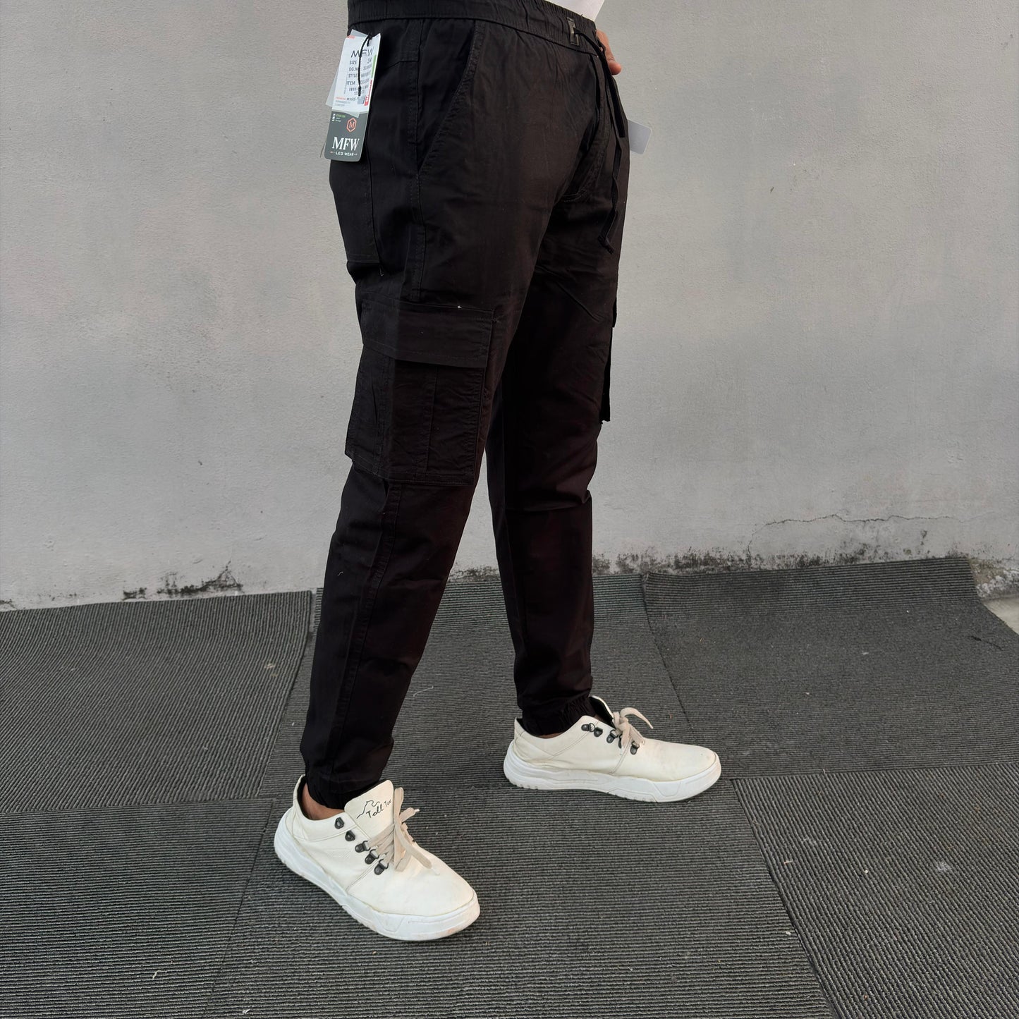 Mfw 6 pocket Lenin jogger buy @500 only