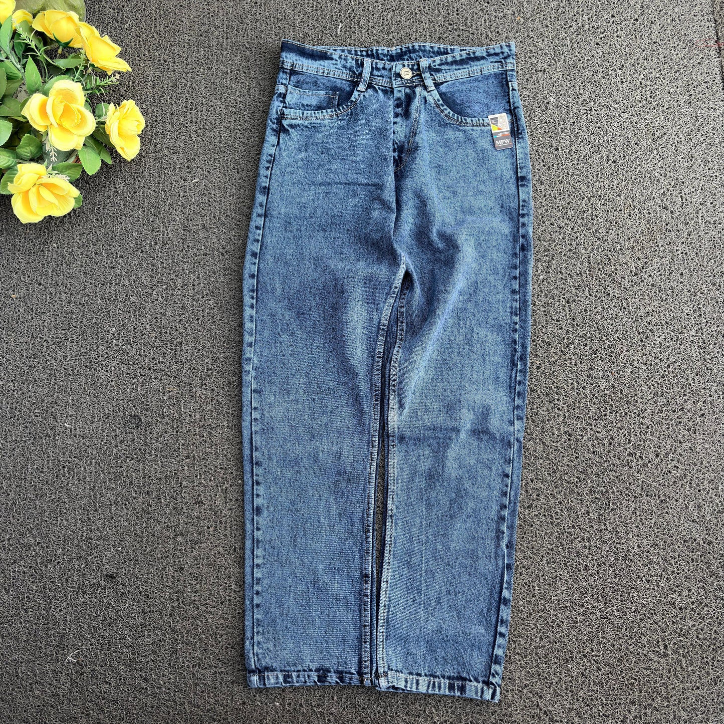 MFW plain mom fit jeans buy @450 rs only