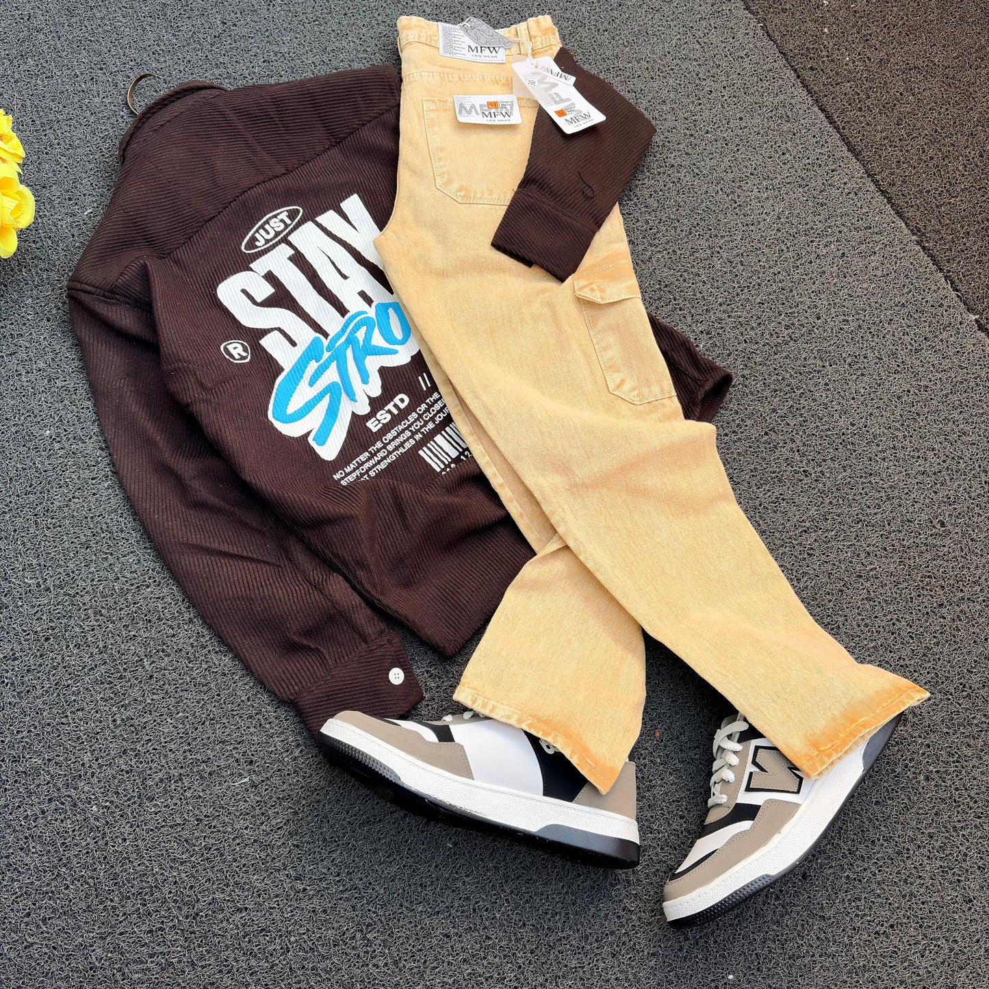 3 in 1 combo back print shirts + 6 pocket mom fit jeans + shoe combo buy @999 rs only