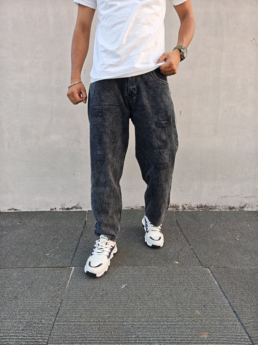 Mfw Torn mom fit jeans pant buy @450 rs only