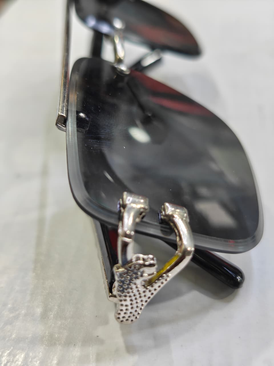 Mfw Rimless sunglasses buy @150 rs only (SILVER)