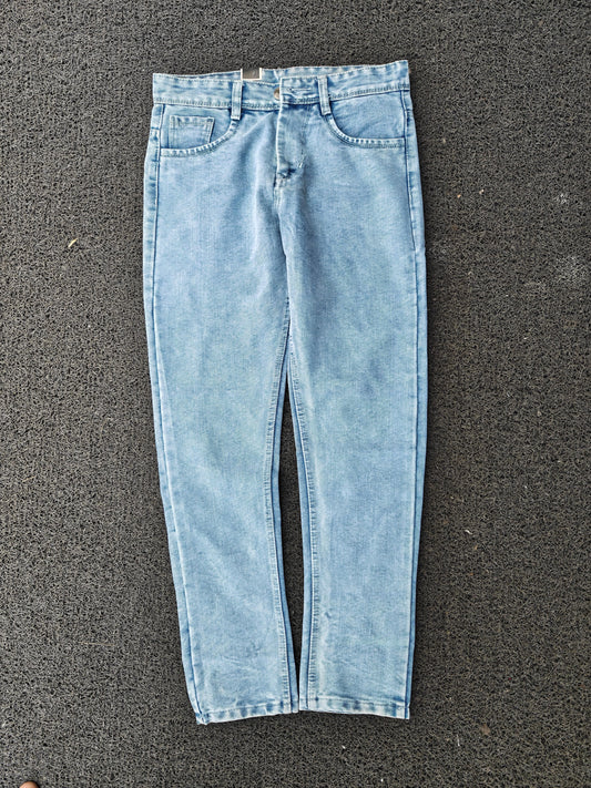 Men's Mom fit jeans pant buy @350 rs only