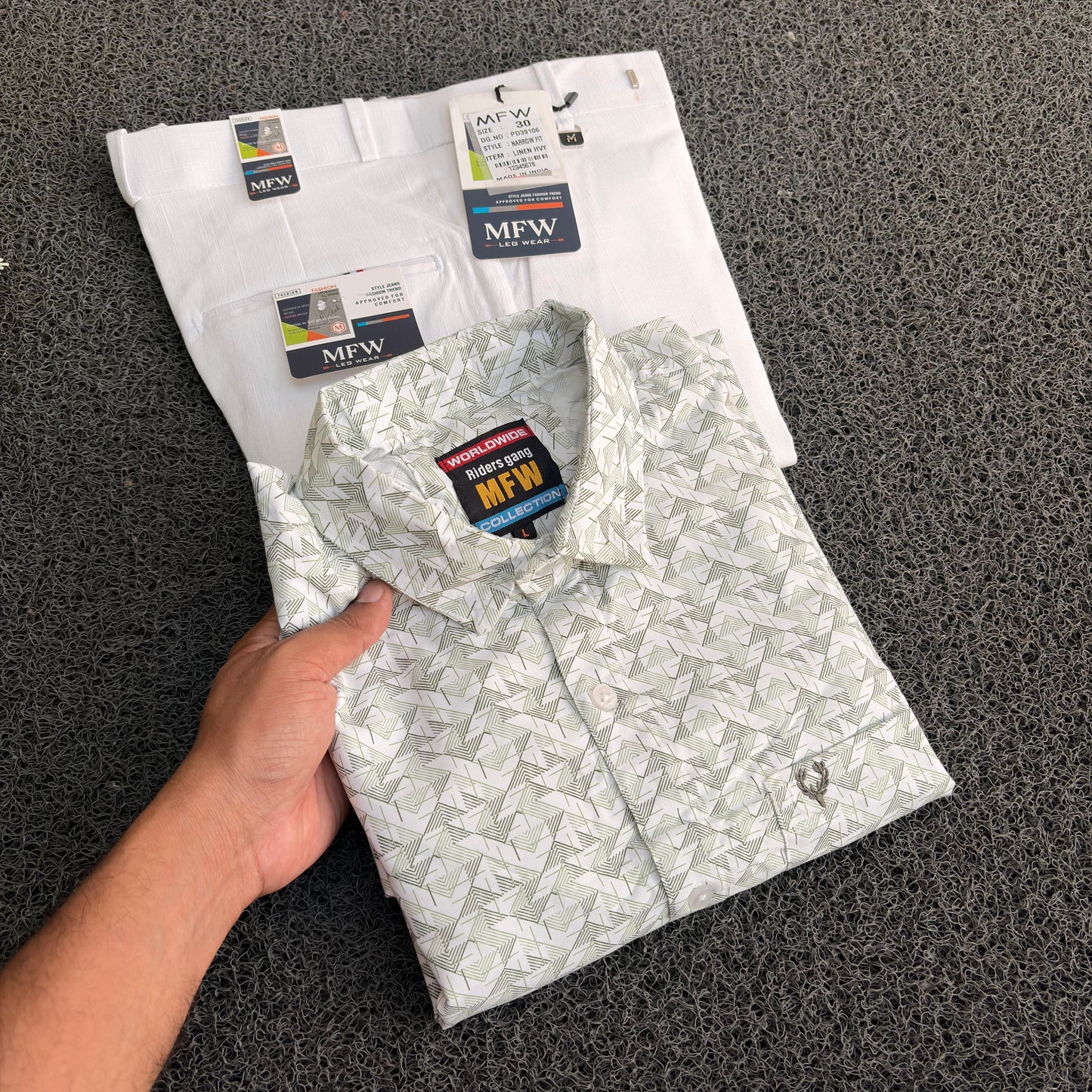 2 in 1 combo mfw Printed Shirts+ Lenin polo fit pants buy @550 rs only