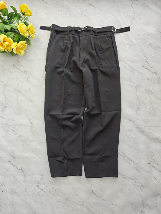 Premium quality Korean gurkha polo fit pants buy @450 rs only(B2)