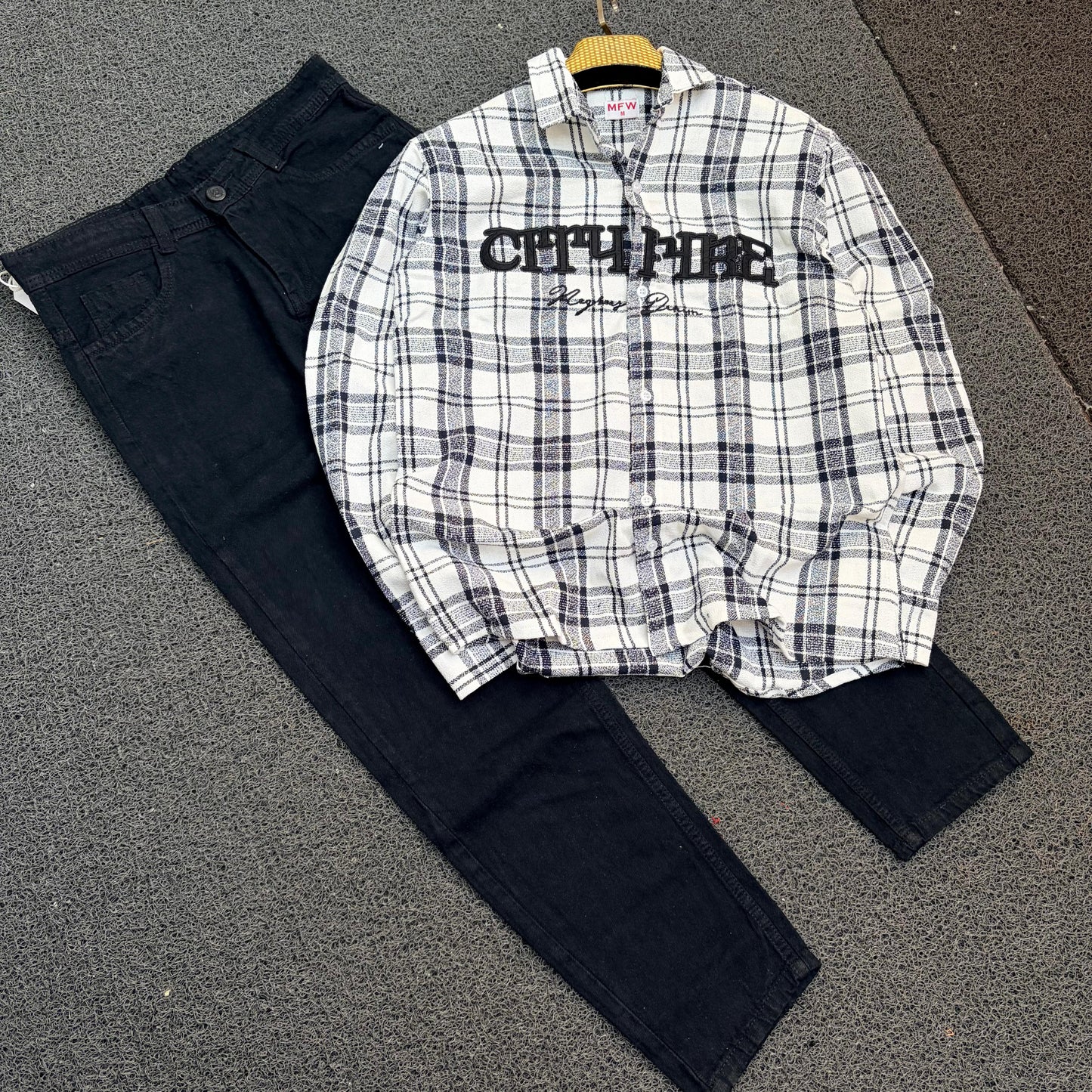 2 in 1 combo MFW Embroidery shirts + mom fit jeans buy @600 only