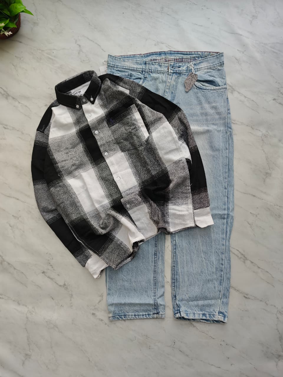 2 in 1 combo MFW viral checked shirts + Whisker mom fit jeans pant buy @600 rs only[A05]