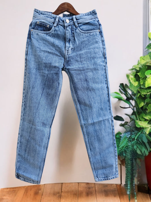 Mens Heavy fabric Mom Fit jeans Buy 2 pcs combo @999