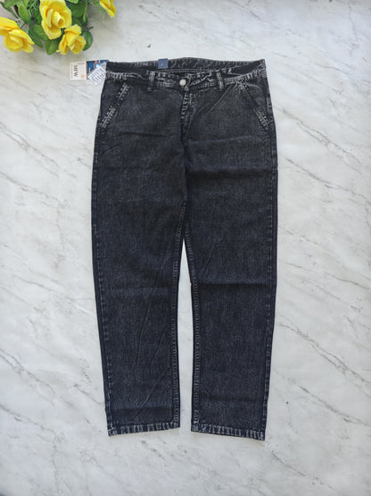 Men's premium mom fit jeans pant buy @450 rs only (Shade)