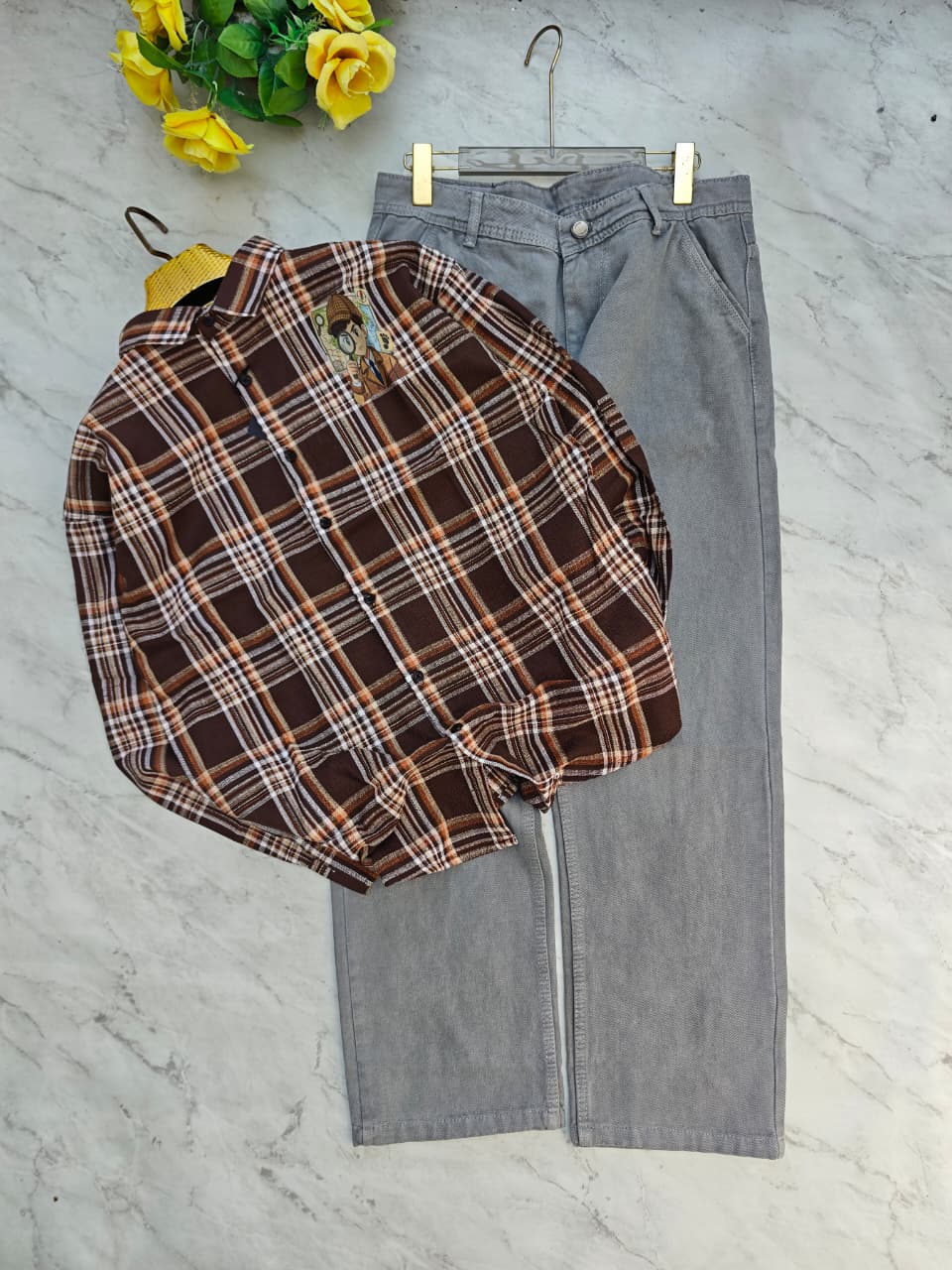 2 in 1 combo Back printed shirts + Mom fit jeans pant buy @600 rs