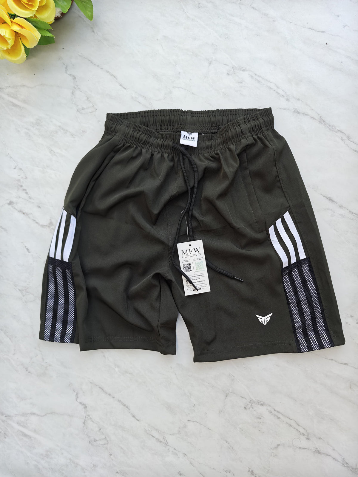 NS 3 line shorts buy 3 pcs @499 and 1 pcs @199[Green]