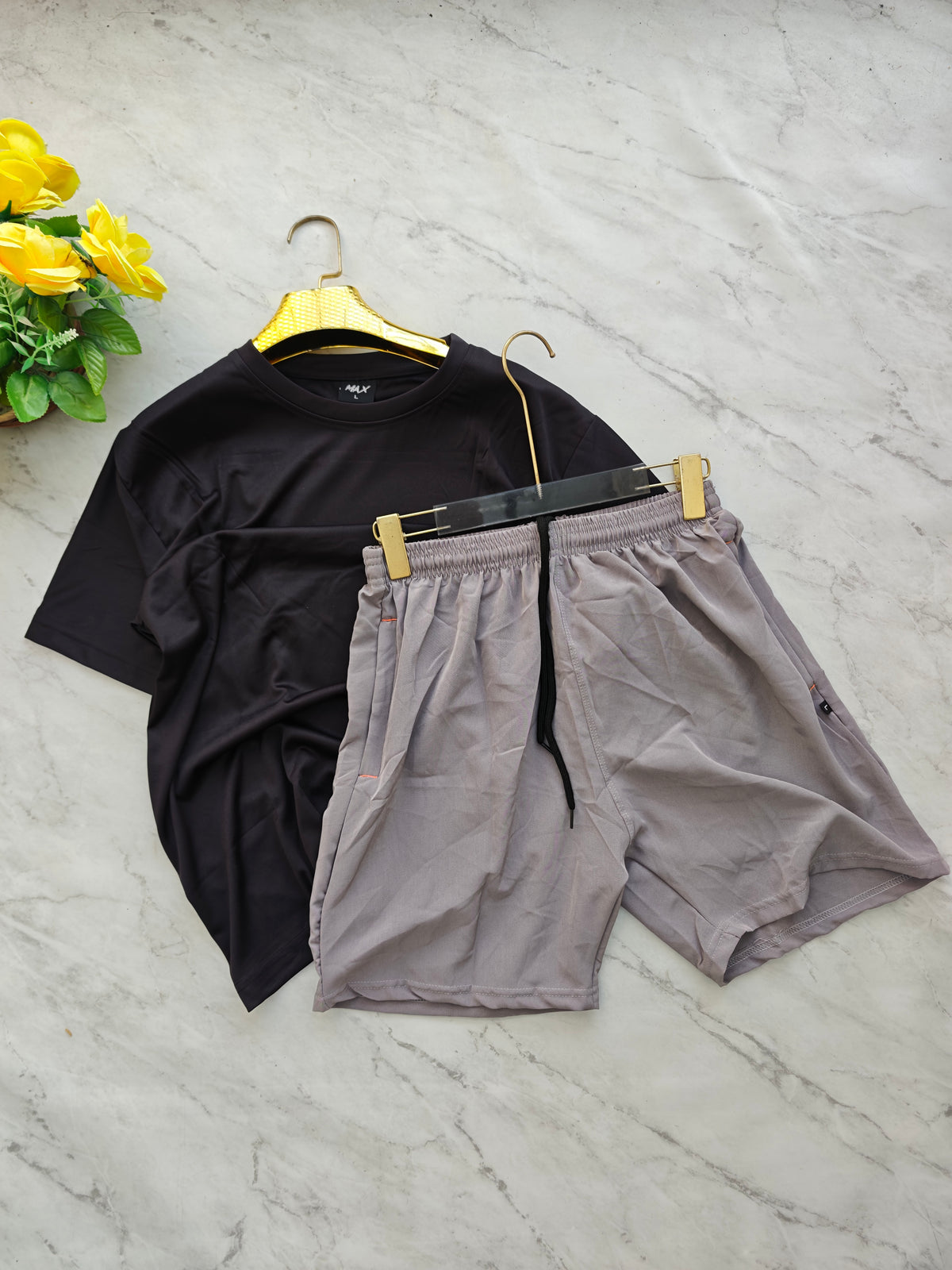 2 in 1 Combo Dry fit tshirt + Shorts buy @250 rs only