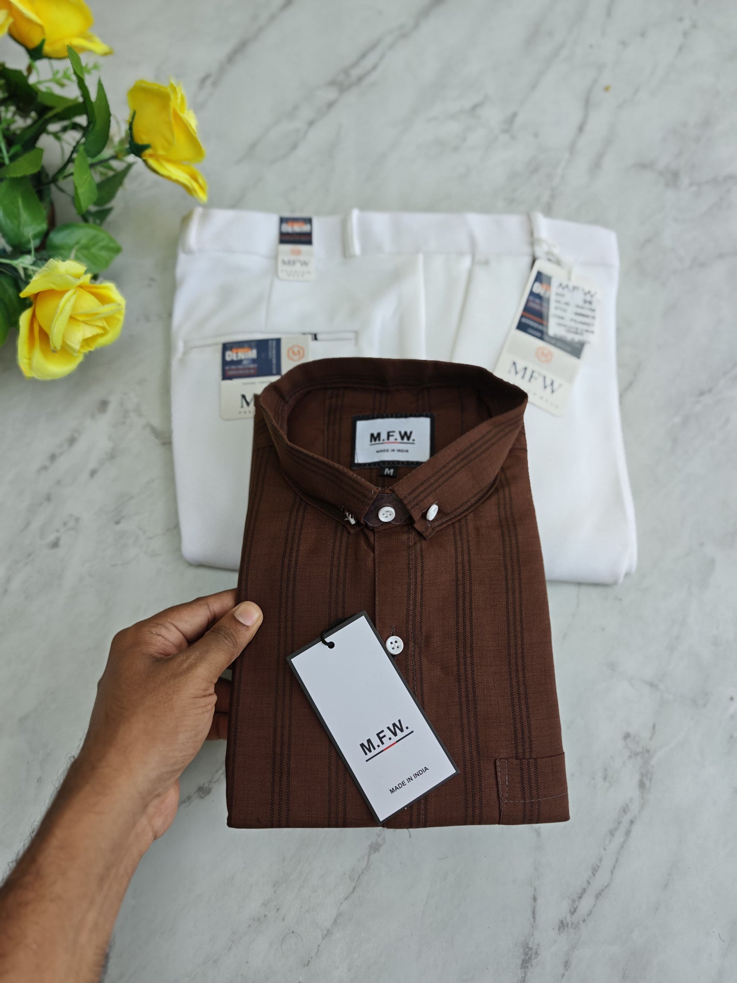 2 in 1 combo MFW oxford stripes shirts + penut fabric polo fit pants combo buy @550 rs only