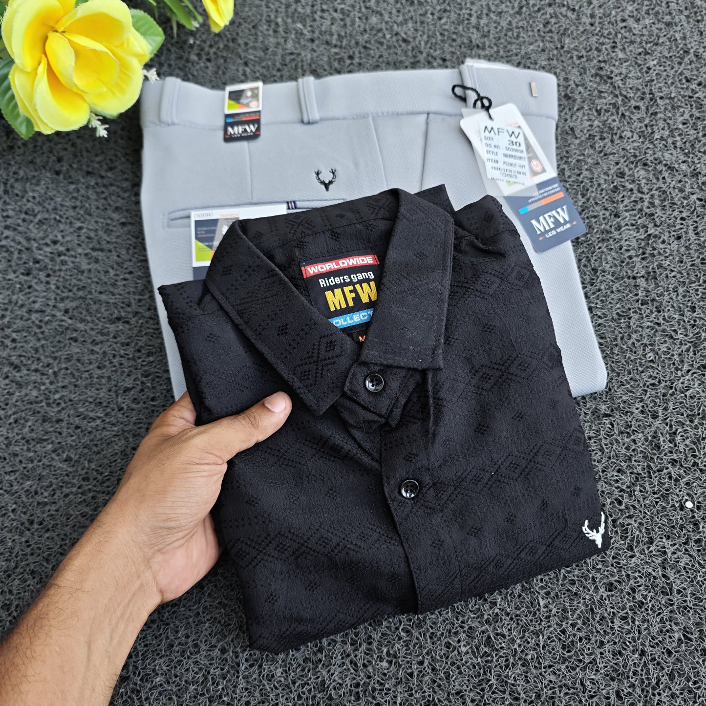 2 in 1 combo MFW popcorn shirts+ Penut fabric polofit pants combo buy @550 rs only