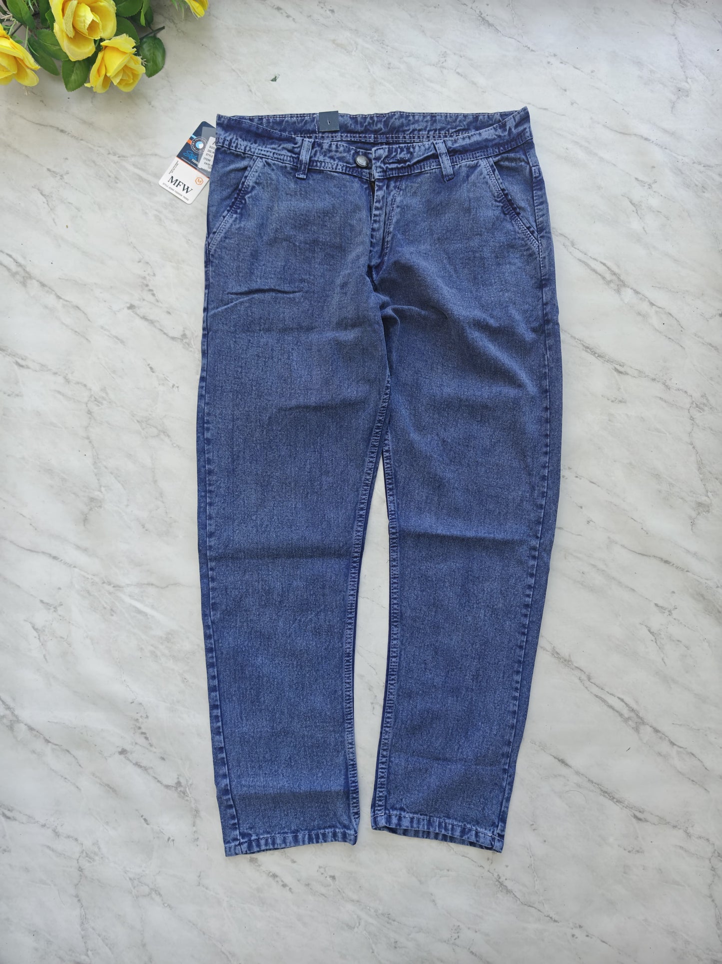 Men's premium mom fit jeans pant buy @450 rs only