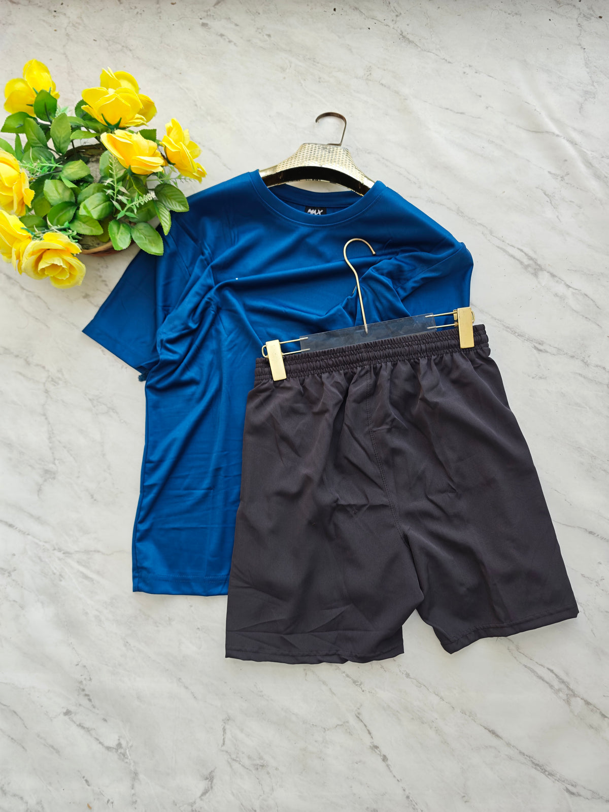 2 in 1 Combo Dry fit tshirt + Shorts buy @250 rs only