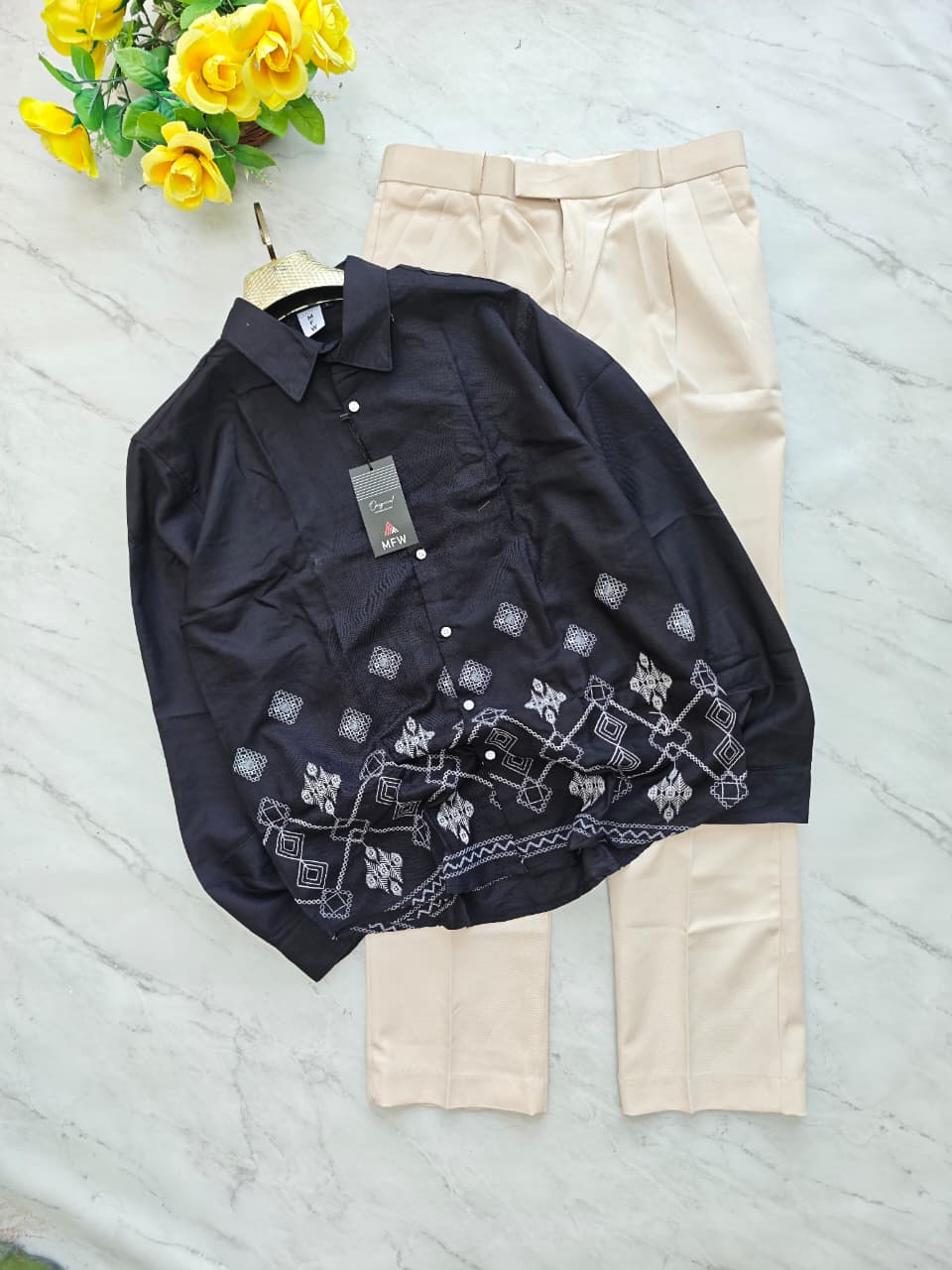 2 in 1 Combo Bottom Embroidery shirts + Korean baggy pants buy @600 rs only