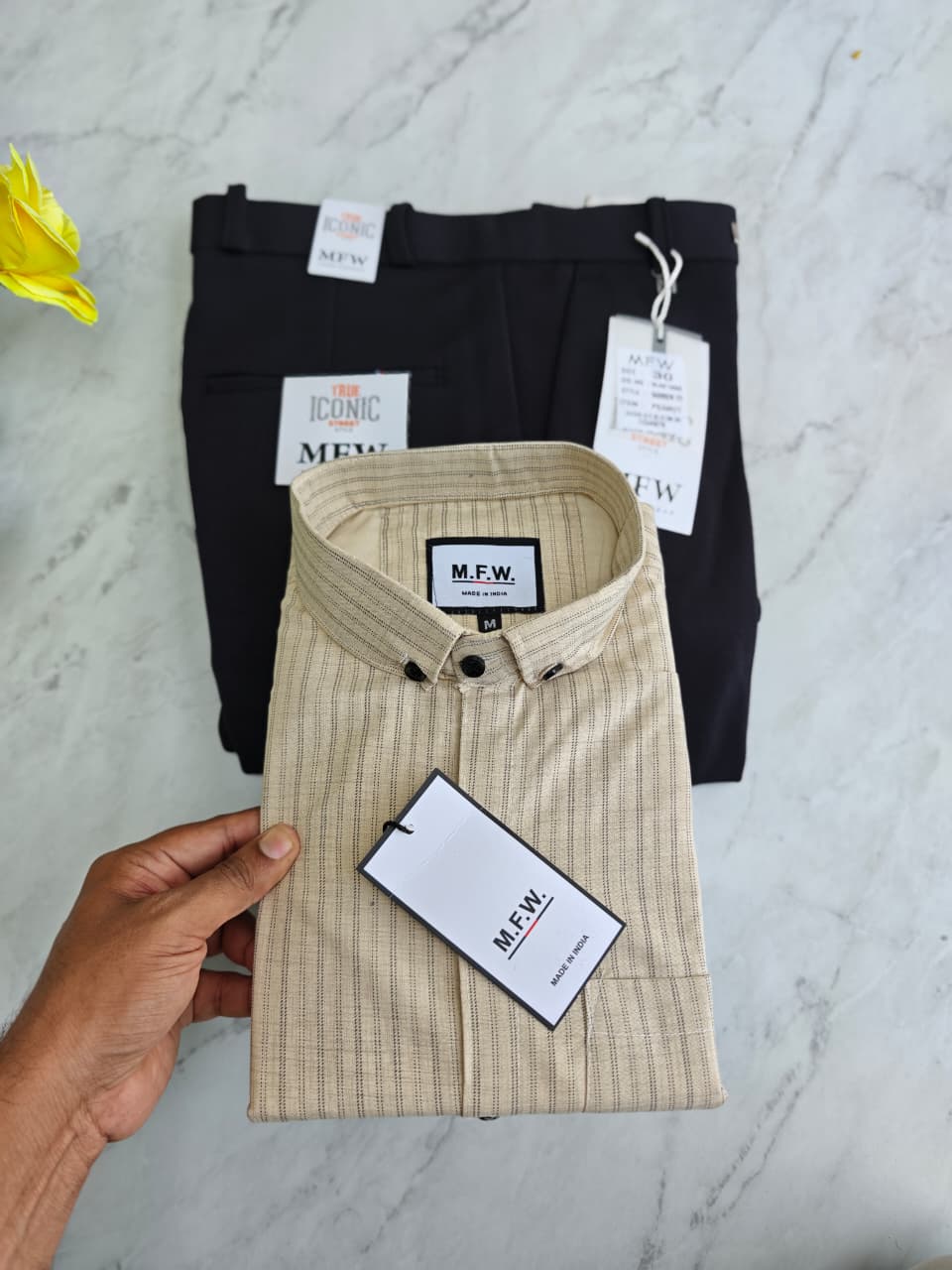 2 in 1 combo MFW oxford stripes shirts + penut fabric polo fit pants combo buy @550 rs only(Pant color black )