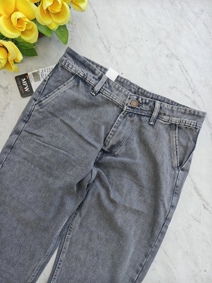 Men's premium Side pocket mom fit jeans pant buy @450 rs only
