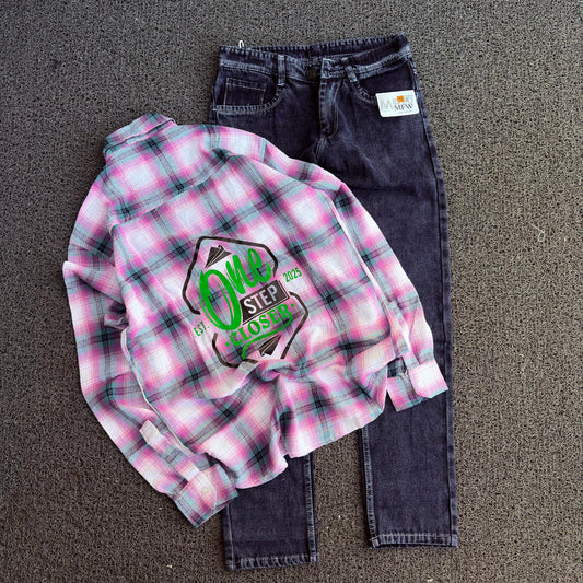 2 in 1 combo back print shirts+ plain mom fit jeans combo buy @500 rs only( Pant color blue shade)