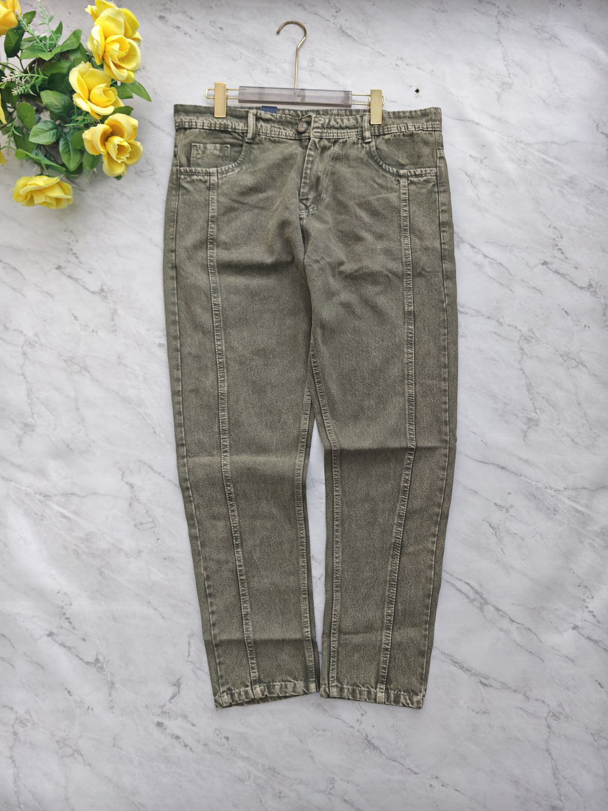 MFW surgery type mom fit jeans pants buy @450 rs only