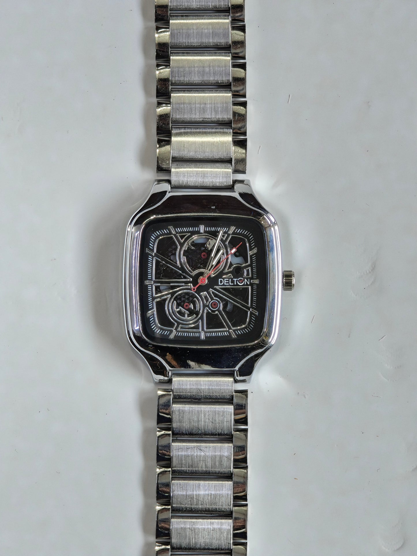 MFW stainless Steel watch Buy @200rs. S1