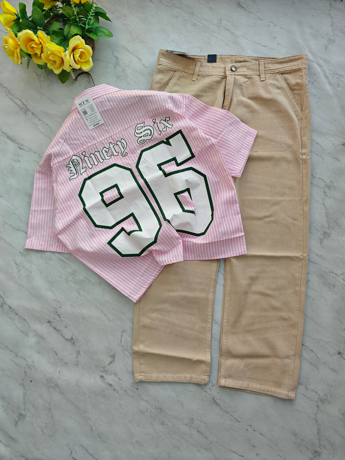 2 in 1 Combo Boxy baggy back printed shirts + Baggy jeans pant buy @600 rs
