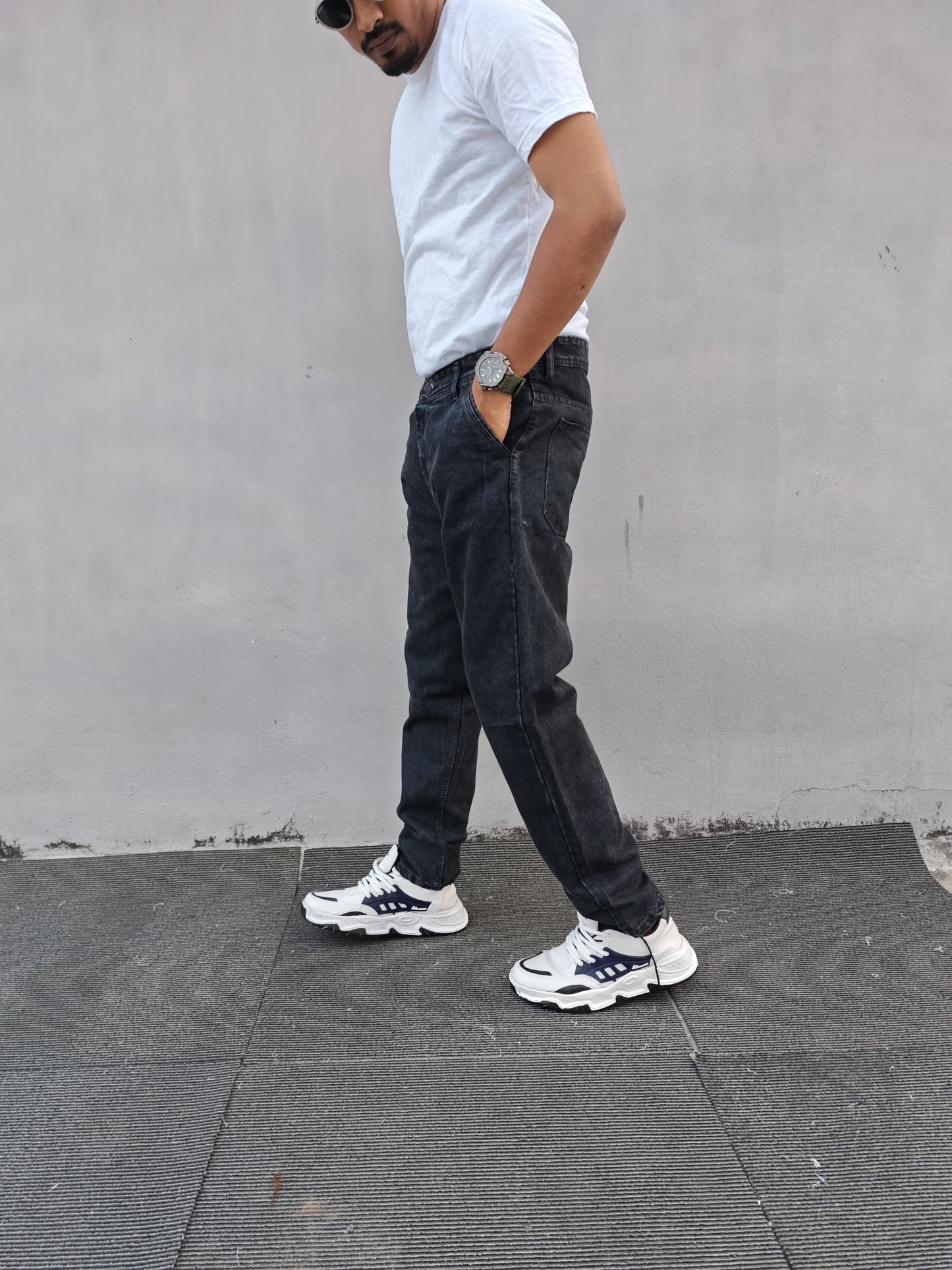 Mfw side pocket mom fit jeans buy @450 rs only