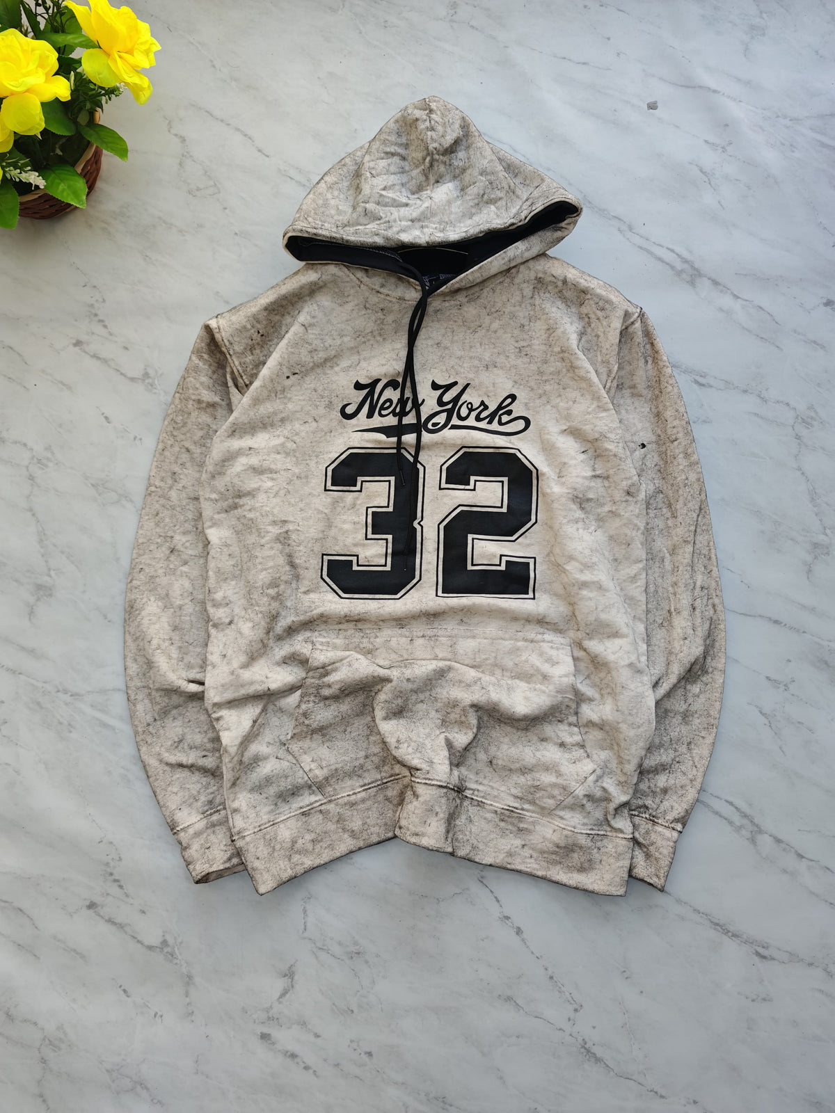 Men's Acid wash Hoodies single pcs @299 and Buy 4 pcs combo @999(Random design only no color selection only size selection )