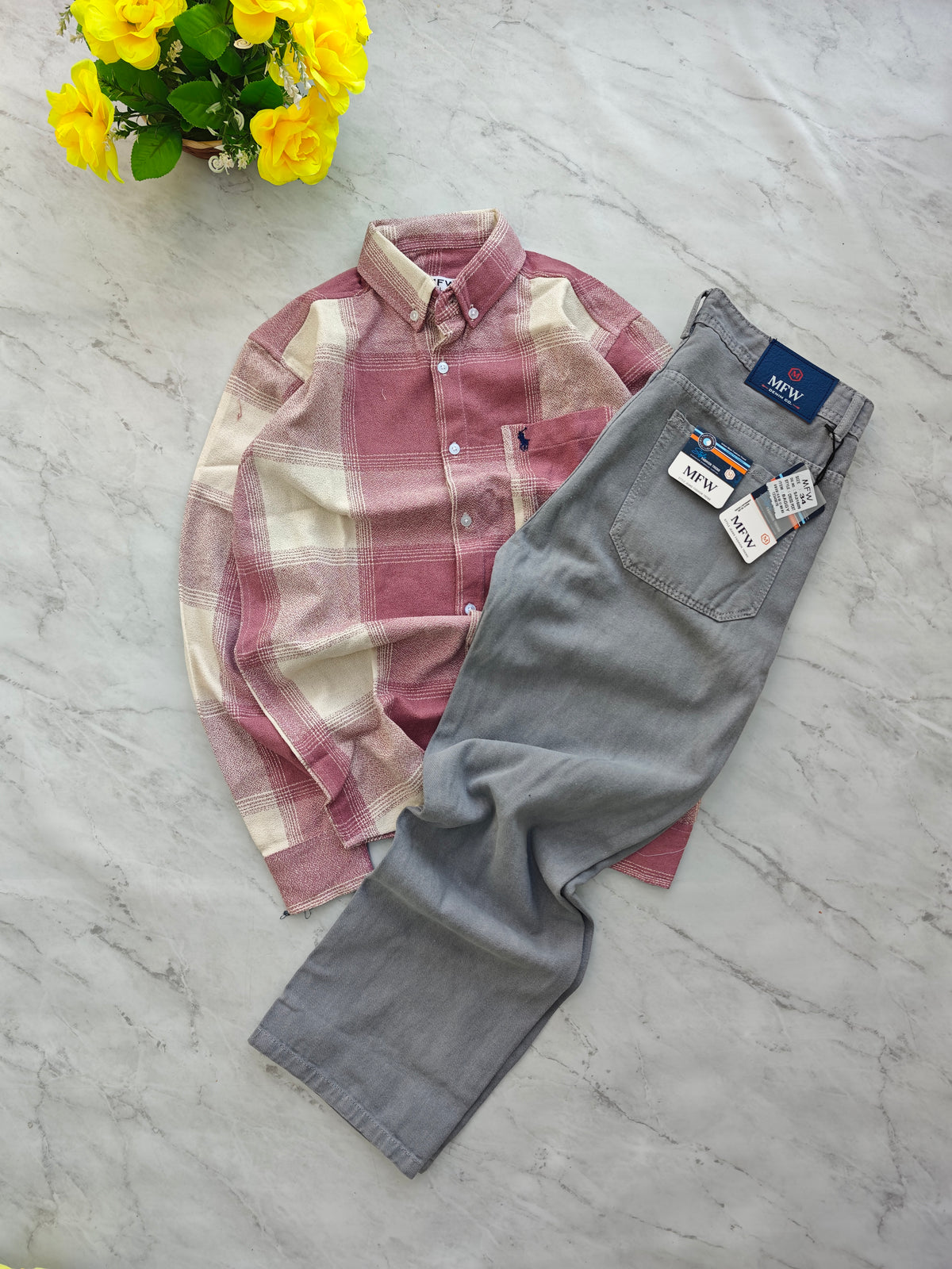 2 in 1 Combo MFW viral checked shirts + mom fit jeans pant buy @600 rs only