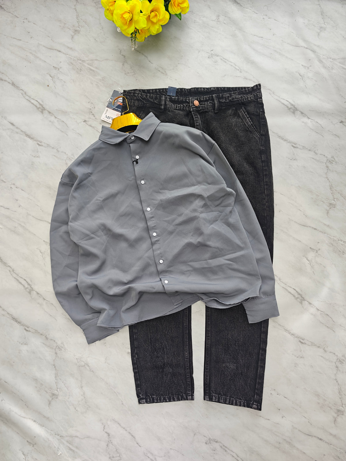 2 in 1 combo MFW Back printed shirts + mom fit jeans pant buy @600 rs only