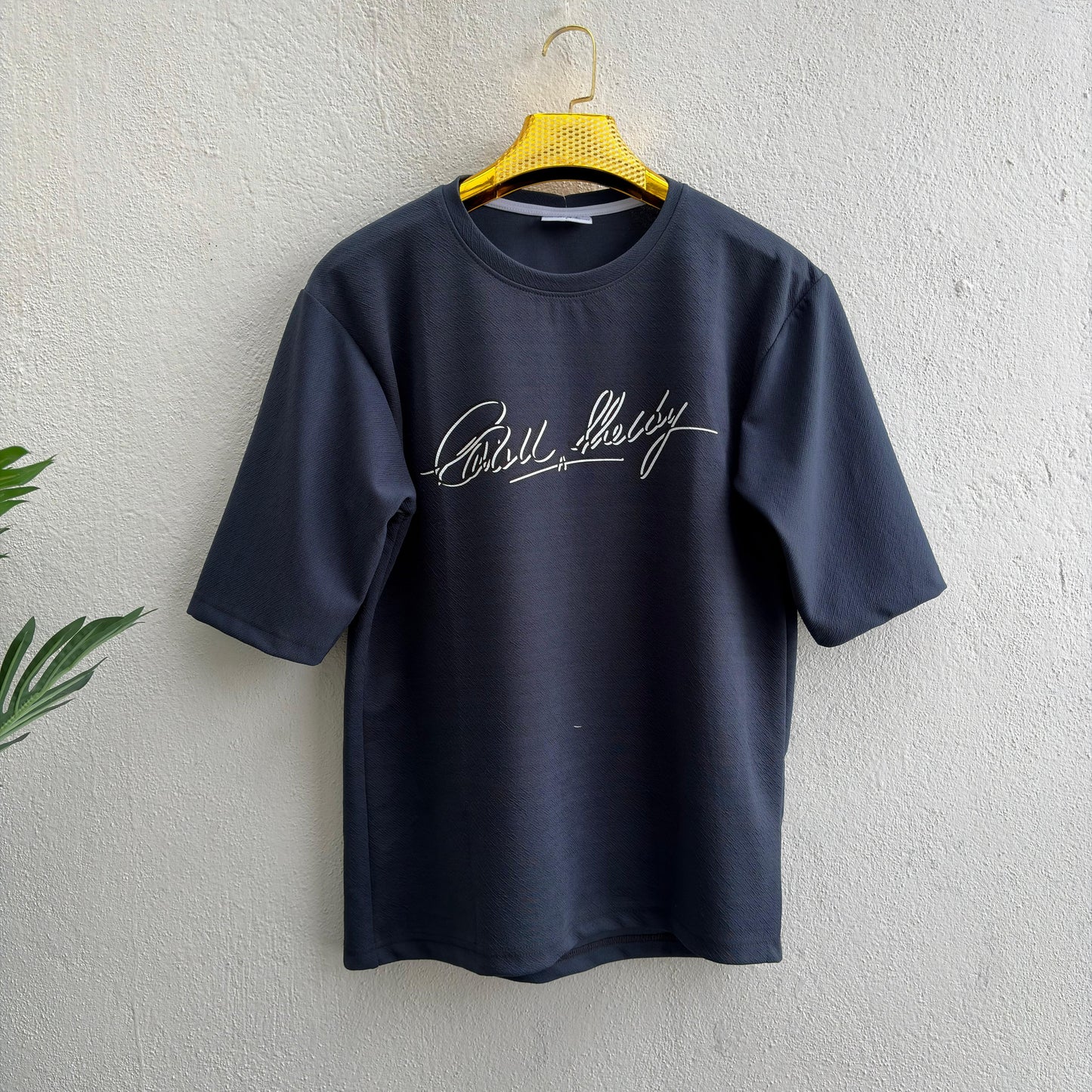 Round neck Front and back print droup shoulder Tshirt 1 pc @199 and 3 pcs @ 499