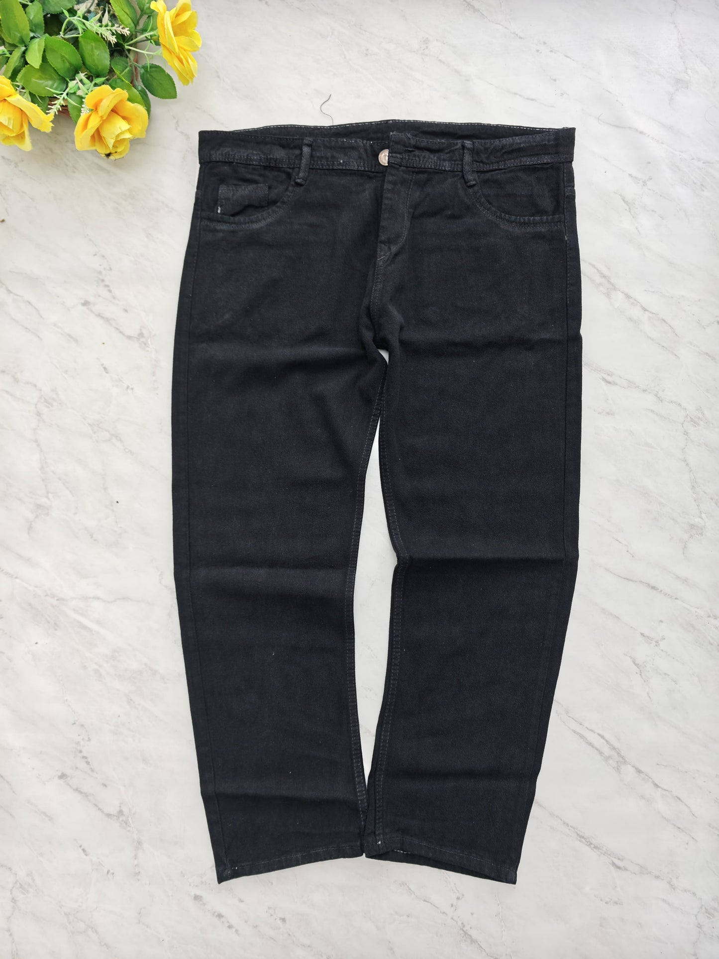 Big size Men's mom fit jeans pant buy @450 rs only