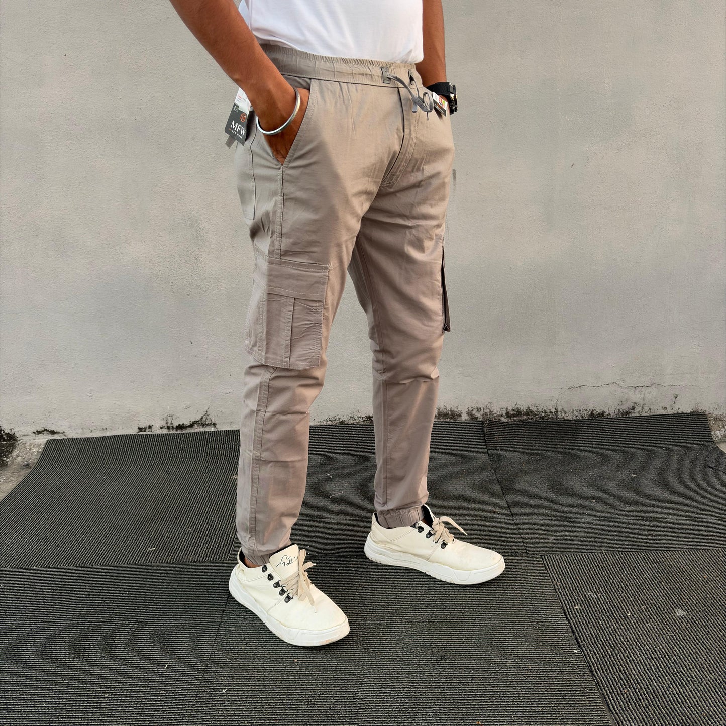 Mfw 6 pocket Lenin jogger buy @500 only