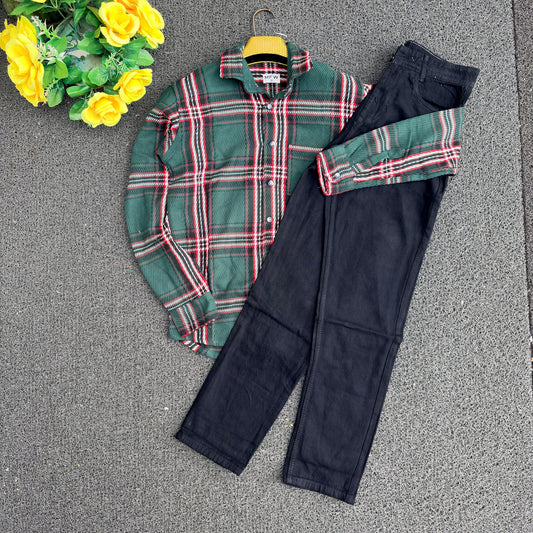 2 in 1 combo Korean weaving shirts + Mom fit jeans pant combo @600 only