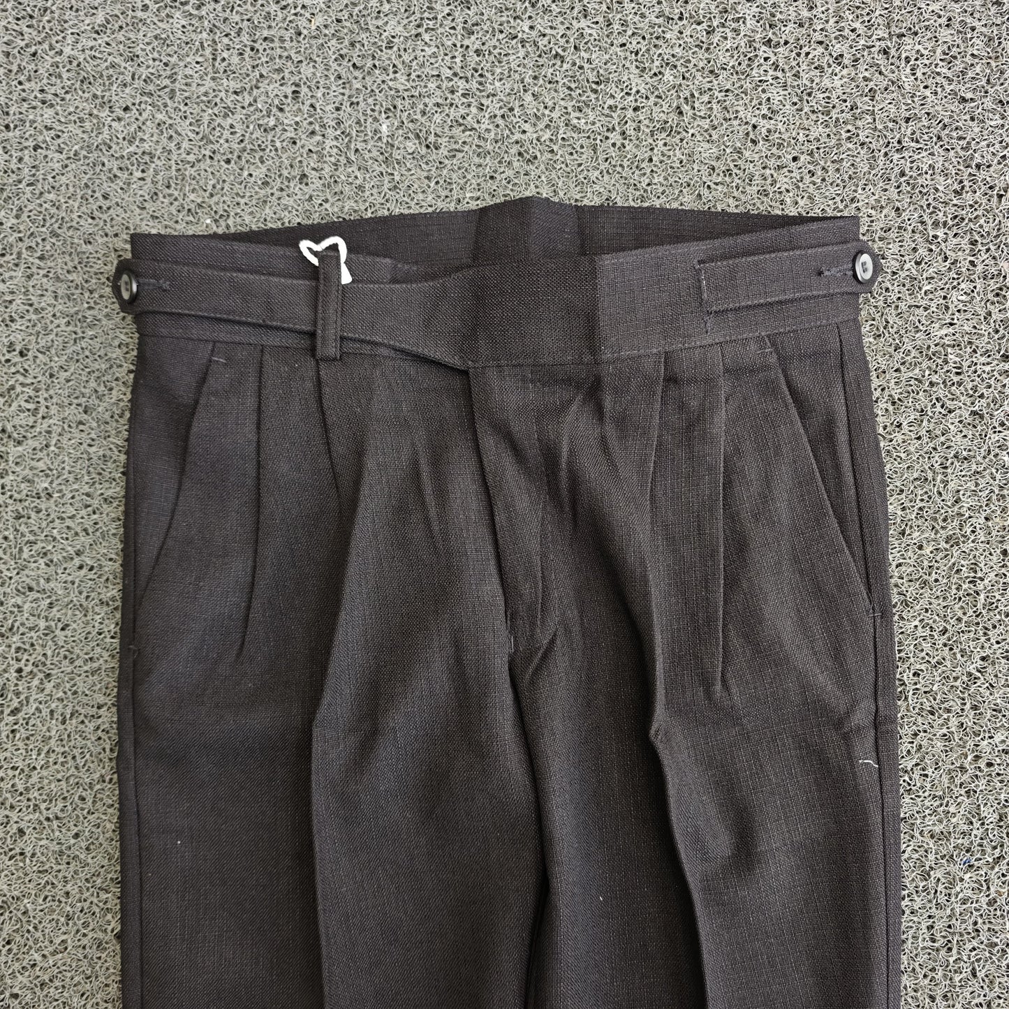 Mfw lenin Gurkha polo fit pants buy @450 rs only( Black Lenin polo fit )