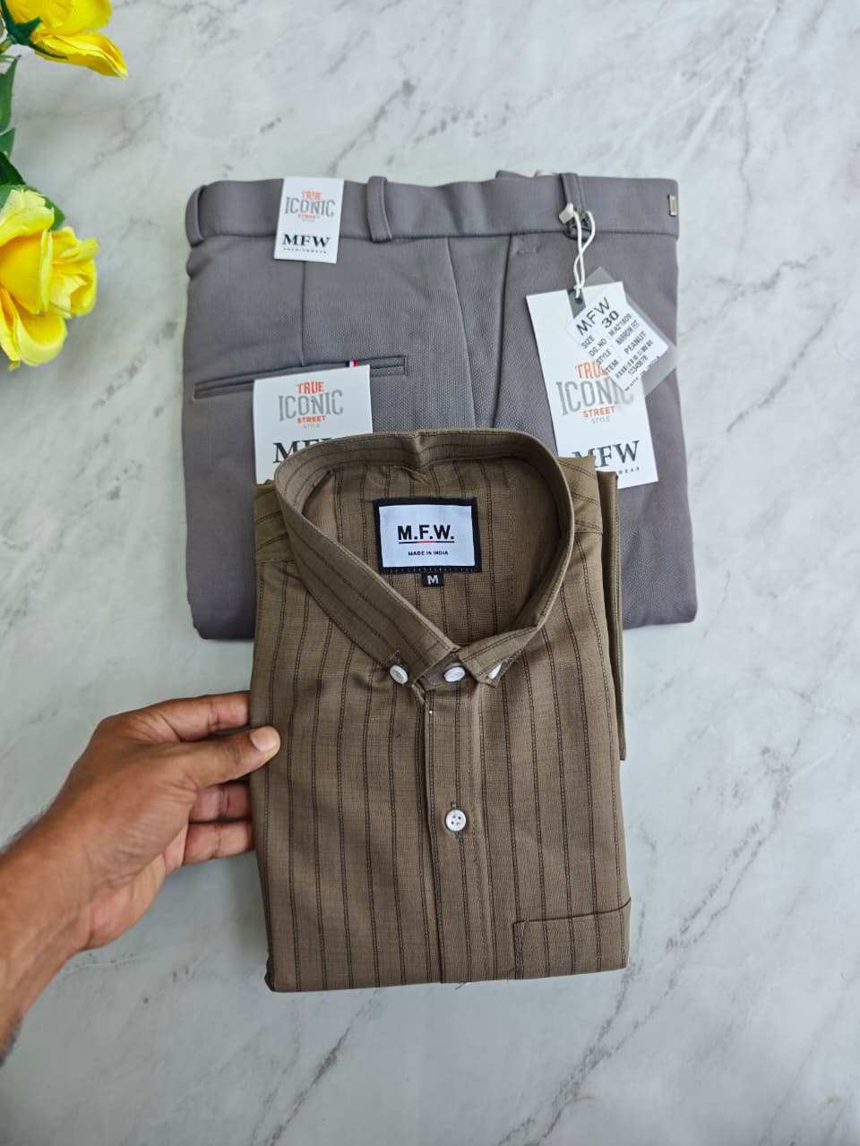 2 in 1 combo MFW oxford stripes shirts + penut fabric polo fit pants combo buy @550 rs only