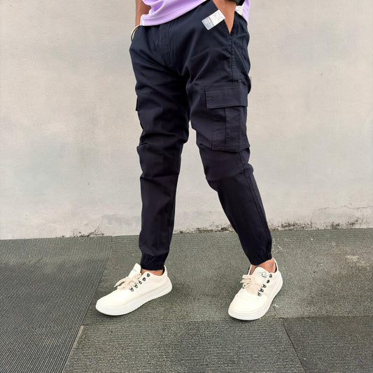 6 pocket Cargo Lenin joggers buy @500
