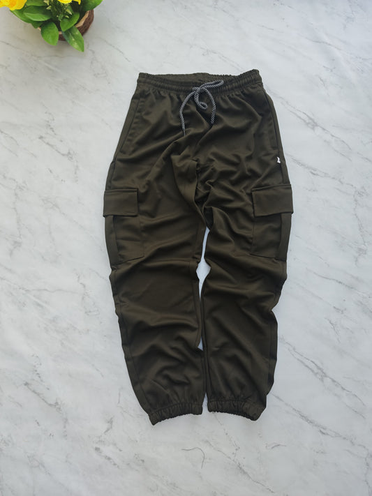 4 pocket cargo joggers buy 3 pcs @499 and 1 pcs @199