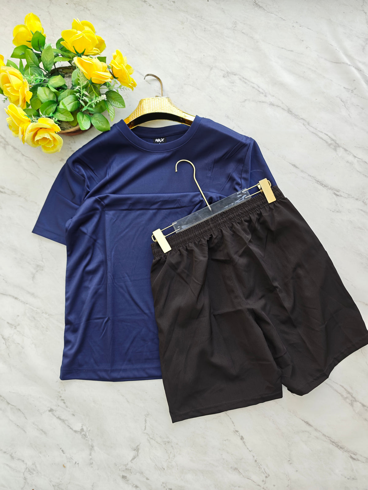 2 in 1 Combo Dry fit tshirt + Shorts buy @250 rs only