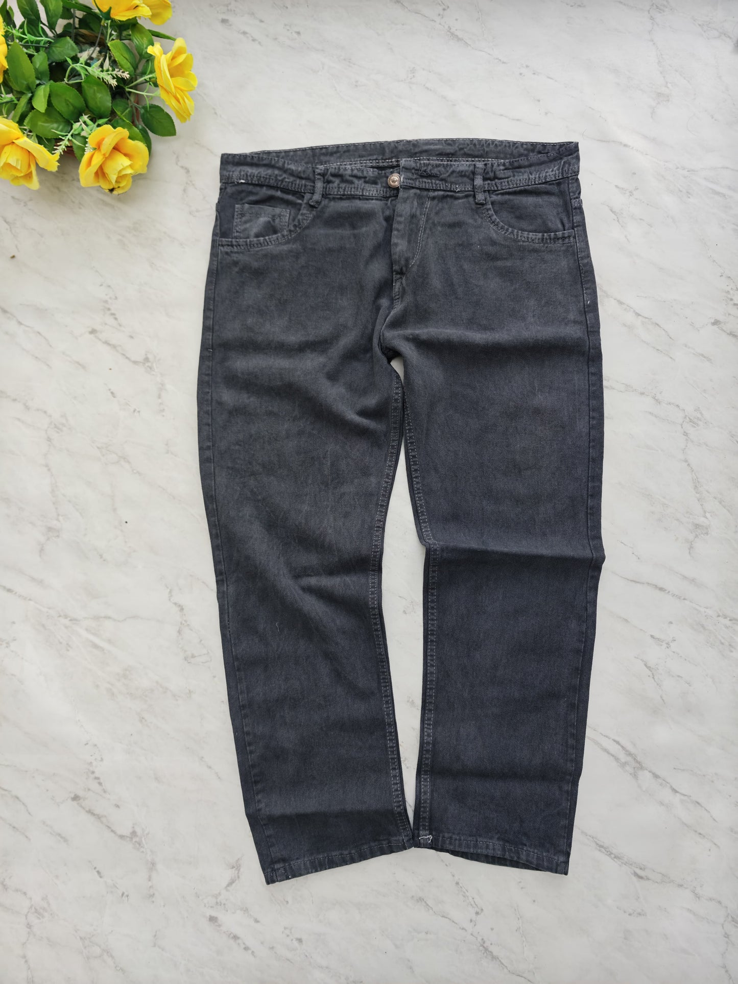 Big size Men's mom fit jeans pant buy @450 rs only
